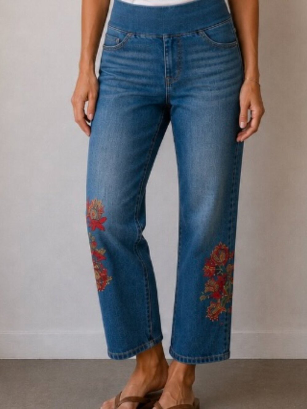 Women's Med wash stretch denim floral motif size L pull on boho